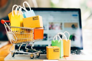 The Importance of Courier Services for Online Shopping of Essential Items